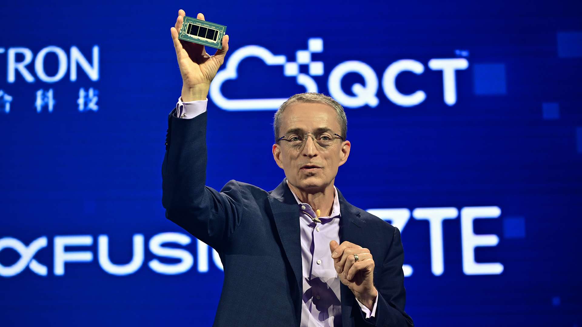 At Computex Taiwan, Intel CEO Pat Gelsinger revealed that Intel is preparing to launch Intel Xeon 6 processors with Performance-cores (code-named Granite Rapids) in the third quarter of 2024. At Computex in Taipei, Taiwan, on June 4, 2024, Intel unveiled cutting-edge technologies and architectures poised to accelerate the artificial intelligence ecosystem. (Credit: Intel Corporation)
