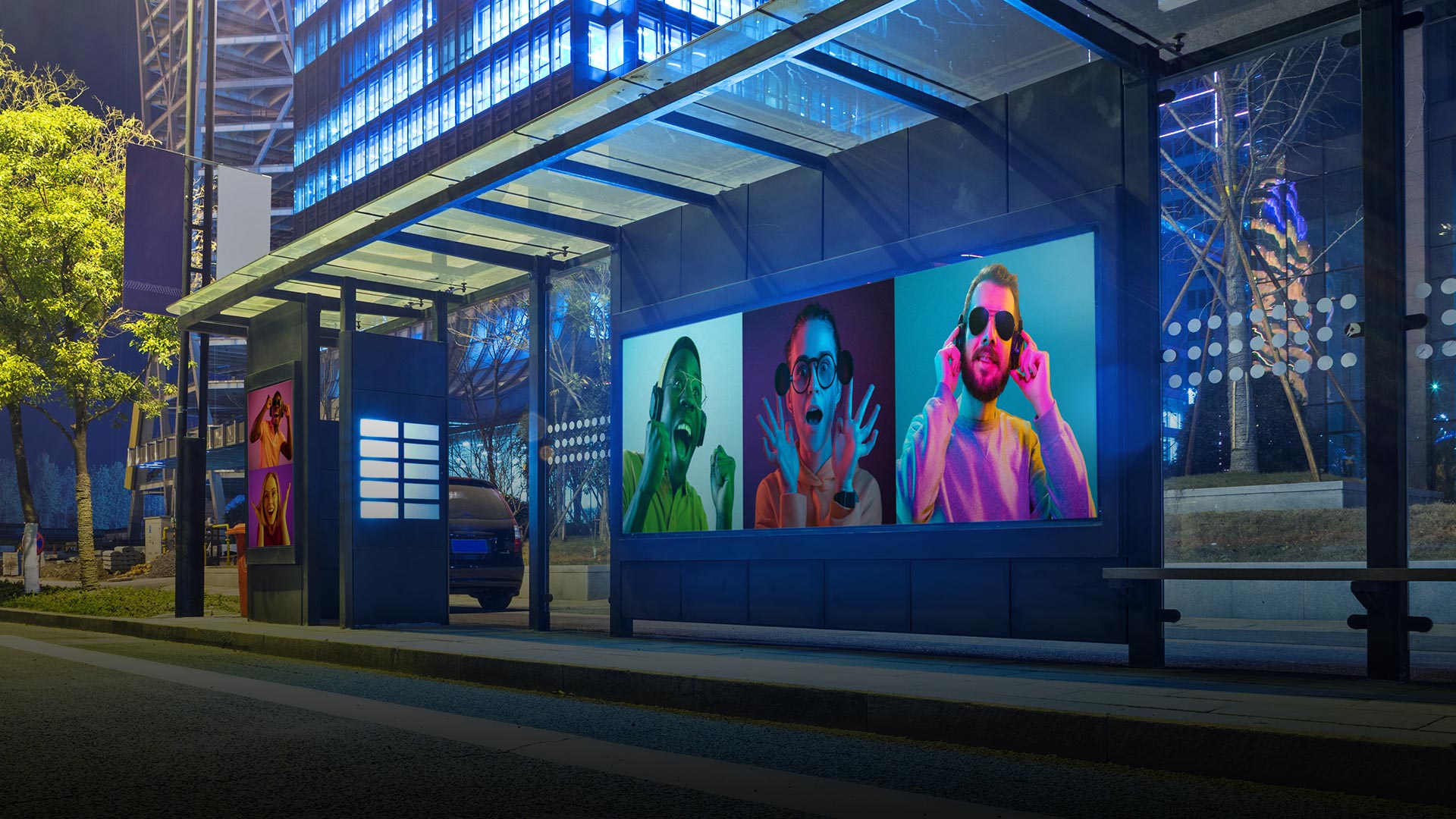 DOOH Digital Out Of Home Advertising Intel